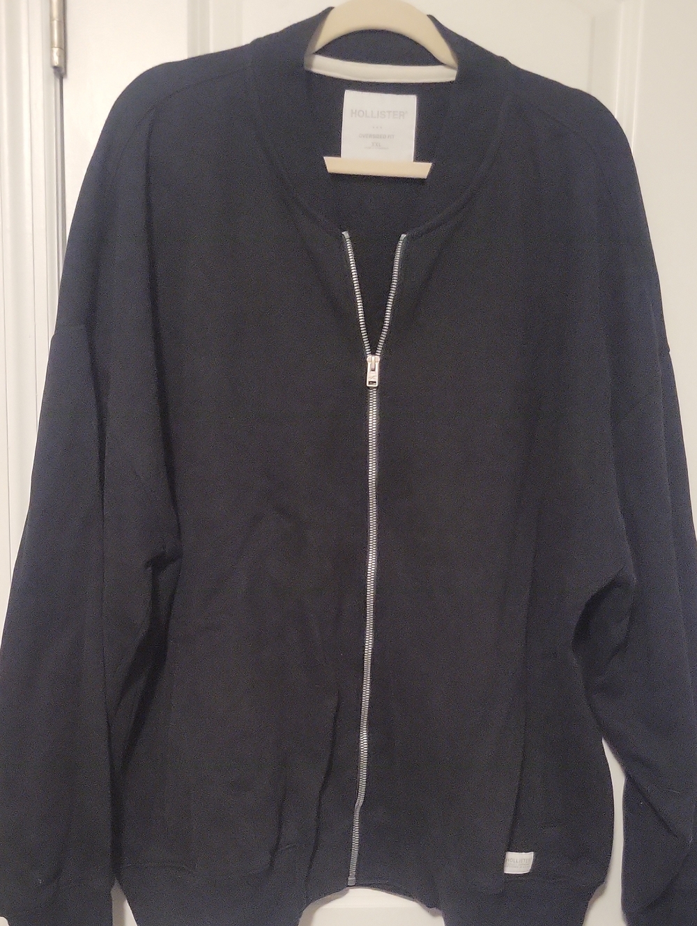 Hollister Men's Black Full-Zip Bomber-Style Jacket